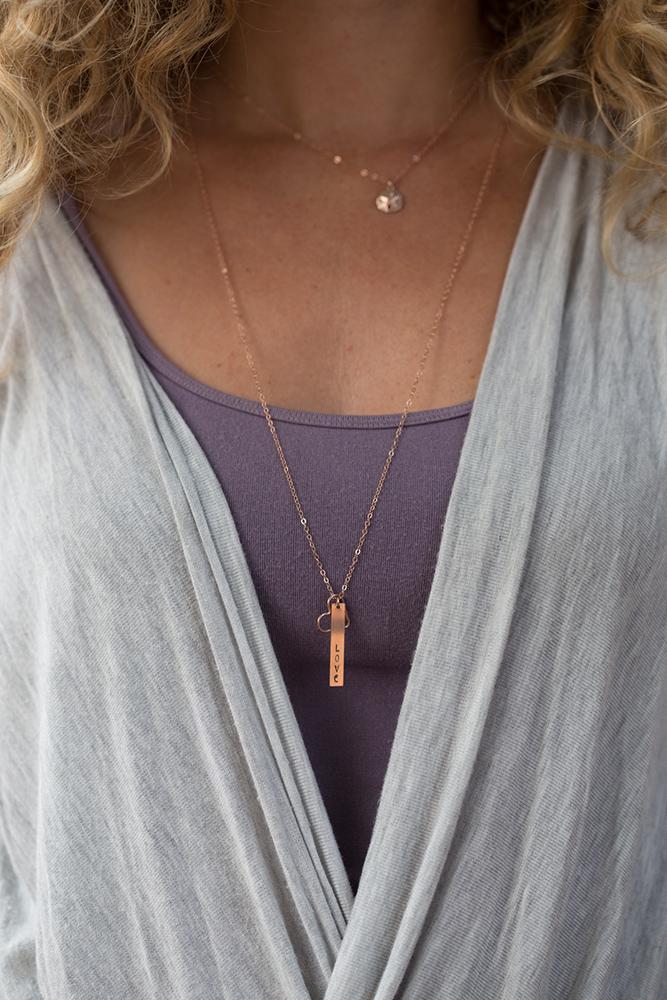 rose gold bar necklace 